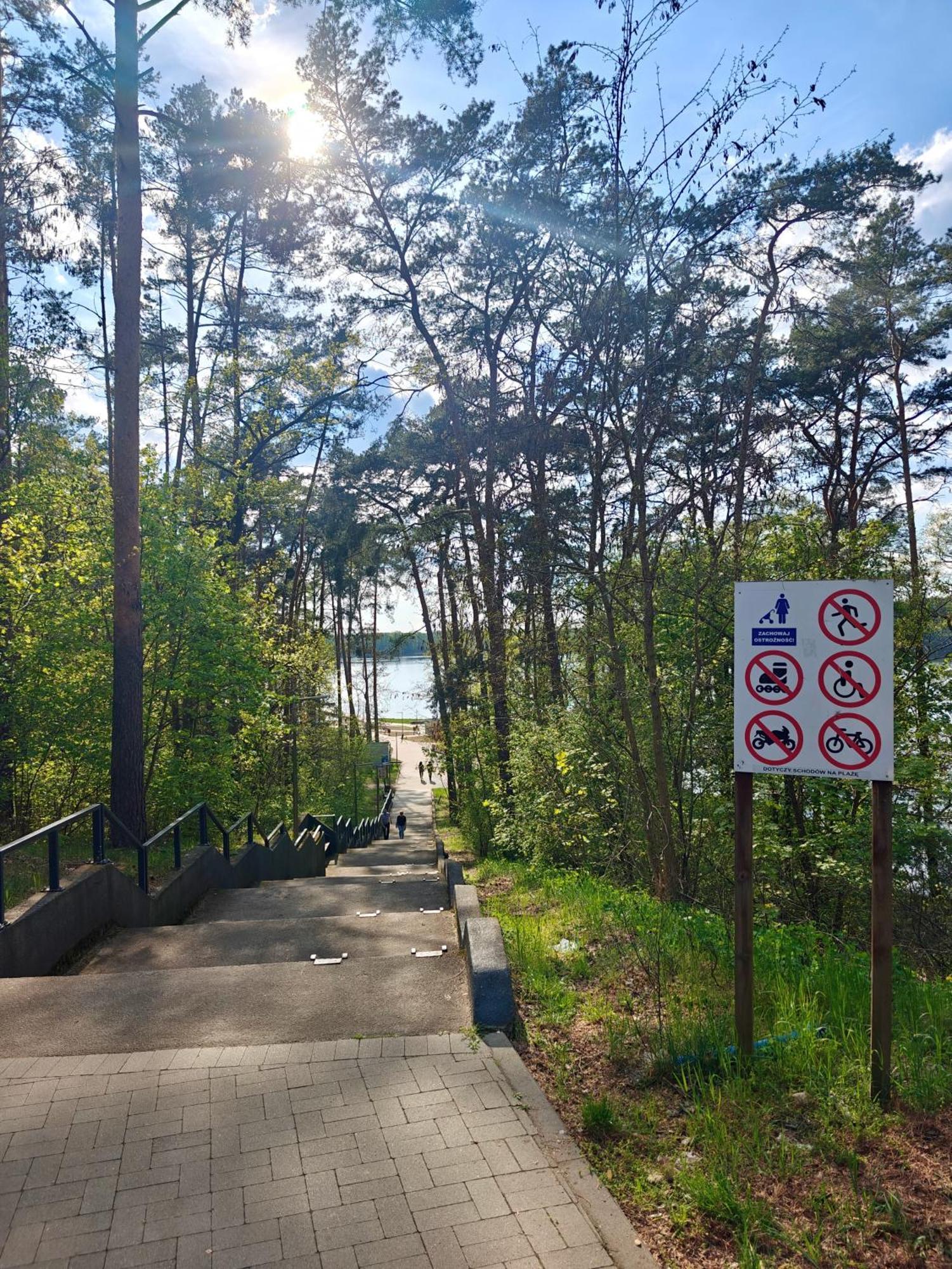 Leśna Ostoja w centrum Puszczy Nadnoteckiej otoczona 3 jeziorami Miedzychod Zewnętrze zdjęcie
